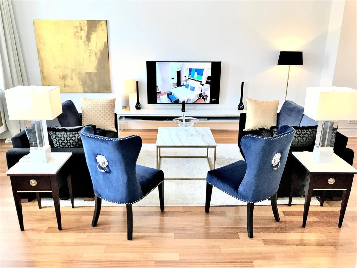 Mondrian Luxury Suites & Apartments Market Square I Варшава Экстерьер фото
