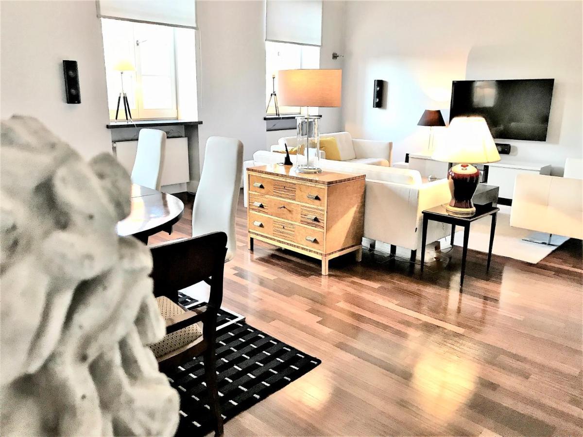 Mondrian Luxury Suites & Apartments Market Square I Варшава Экстерьер фото
