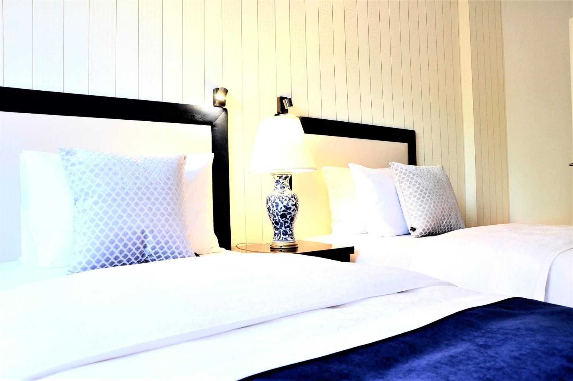 Mondrian Luxury Suites & Apartments Market Square I Варшава Номер фото