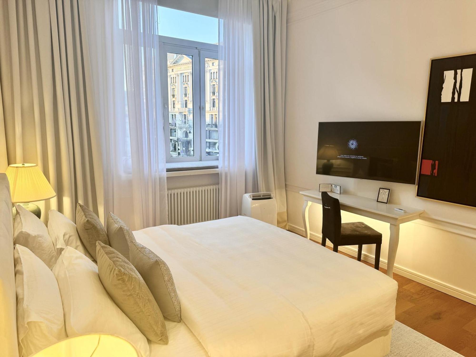 Mondrian Luxury Suites & Apartments Market Square I Варшава Номер фото